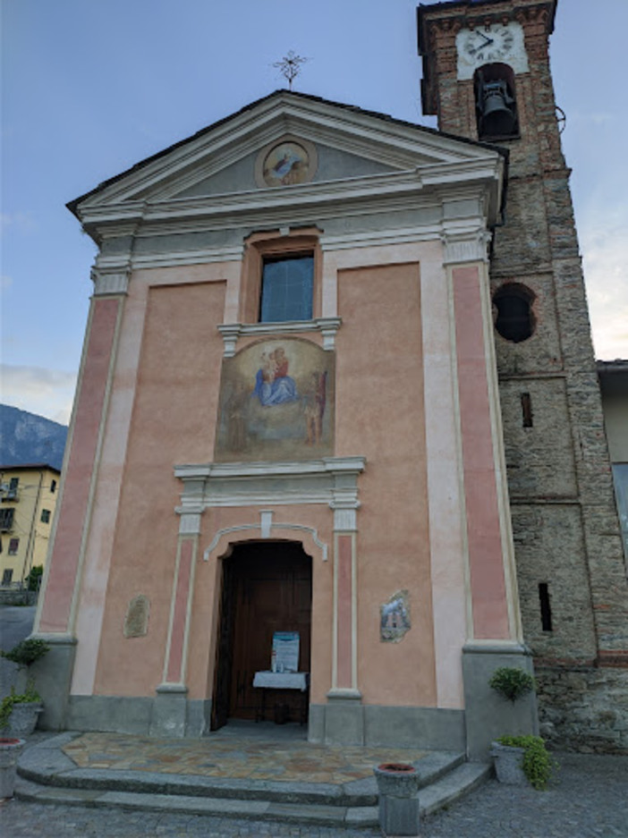 La chiesa di Santa Maria in frazione Occa di Envie