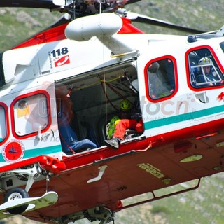 Trattore si ribalta a San Michele di Mondovì: il ferito portato in codice giallo a Cuneo