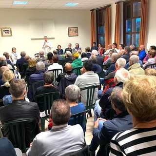 L'incontro relativo all'impianto di biometano in via Marene tenuto in frazione Santa Lucia, a Fossano, nel maggio dello scorso anno