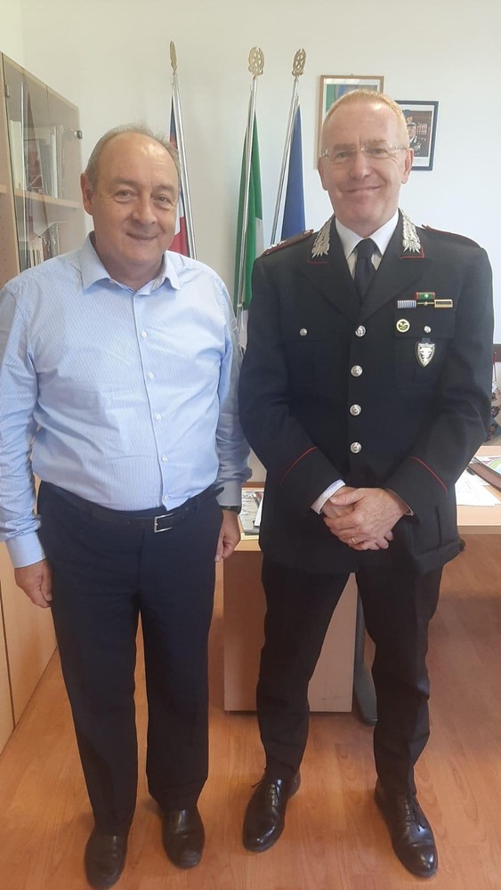 Giacomo Pellegrino e il comandante del Nucleo Carabinieri Forestali, il tenente colonnello Luca Stella