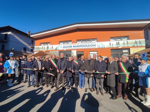 A Vezza d’Alba inaugurata la 43a Fiera Nazionale del Tartufo Bianco e dei Vini del Roero (FOTO)