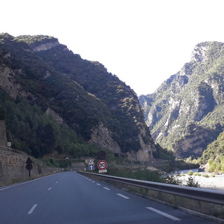 Verso Nizza in auto per il colle della Lombarda, un lettore: &quot;Dovremmo imparare dai francesi&quot;