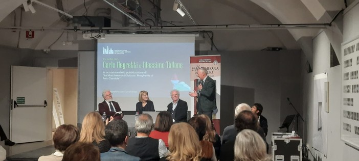 Festa del libro medioevale e antico: presentazione del libro &quot;La marchesana di Saluzzo&quot;:da sinistra Marco Piccat, Carla Negretti, Massimo Tallone e il sindaco Franco Demaria