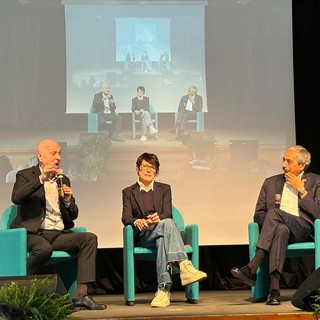 In corso a Frabosa Sottana l'edizione 2024 del Galà della Castagna d'Oro: evento che celebra la castagna ma anche gastronomia, folclore, cultura e sport. Nel pomeriggio la consegna del premio “Castagna d’Oro” a sportivi olimpici e personaggi di fama nazionale e internazionale