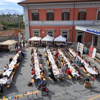 Torna la Festa dei Popoli a Mondovì: cibo, musica e partecipazione