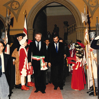 Nel 1987 l'allora premier Giovanni Goria inaugurò la Fiera Nazionale del Tartufo Bianco d'Alba