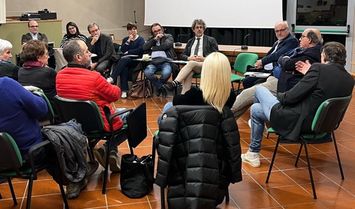 L'incontro a Bossolasco tra i sindaci dell'Unione Montana Alta Langa e il Consorzio Socio Assistenziale Alba- Langhe-Roero