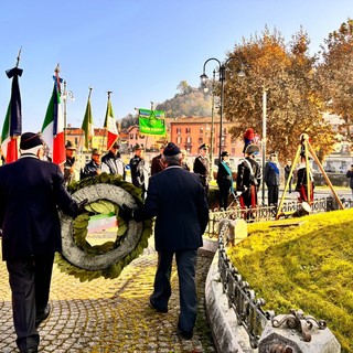 Mondovì celebra il IV Novembre insieme alle scuole [FOTO]