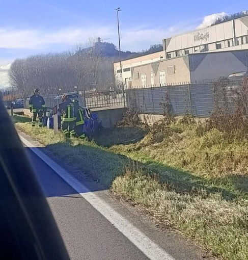 Incidente a Santa Vittoria d'Alba crea lunghe code e rallentamenti