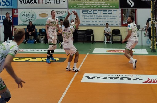 Nessun punto per Cuneo a Grottazzolina, ma gli uomini di Battocchio hanno dimostrato carattere reagendo ad una situazione molto complicata (Foto: M&amp;G Scuola Pallavolo Grottazzolina)