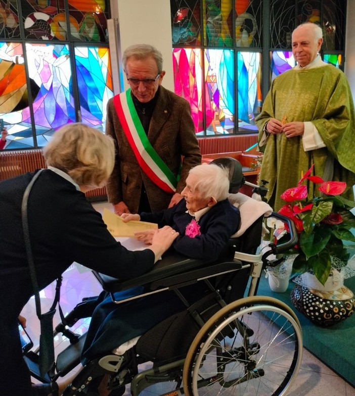 Auguri suor Emma: Alba in festa per i cento anni di Emma Beatrice Mossio