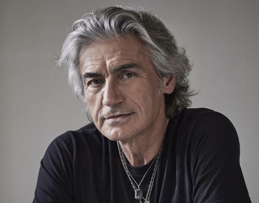 “Dedicato a noi”: Luciano Ligabue, in concerto a Torino a ottobre, racconta il nuovo album