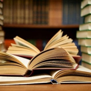 A Saluzzo un libro in dono a tutti nati nel 2022