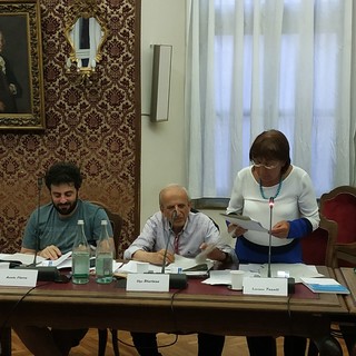 “Riqualifichiamo piazza Martiri, merita di essere zona viva”: a Cuneo il consiglio comunale discute dell’area dello sferisterio