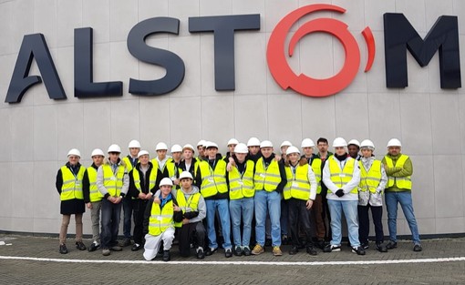 La classe 5F del Itis di Verzuolo in visita all Alstom di Savigliano