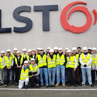 La classe 5F del Itis di Verzuolo in visita all Alstom di Savigliano