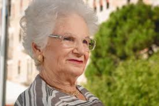 La senatrice a vita Liliana Segre, ha compiuto 89 anni lo scorso 10 settembre. Superstite di Auschwitz e testimone della Shoah, è stata nominata senatrice a vita dal presidente Mattarella il 19 gennaio 2018