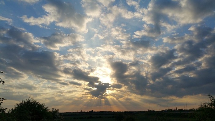 Meteo incerto, prevista pioggia tra la serata di oggi e domani