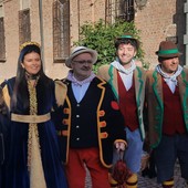 Le maschere ufficiali del Carnevale di Saluzzo con la nuova Castellana Jessica Peruccio