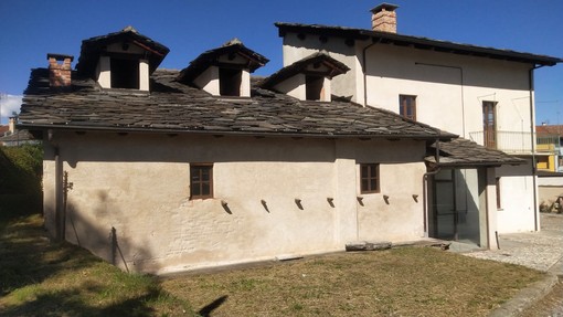 Successo per le visite al mulino e alla chiesa di San Pietro e Paolo a Bernezzo [FOTO]