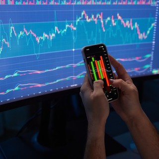 L'Ascesa dei Bot di Trading con AI e il loro Impatto sul Mercato delle Criptovalute