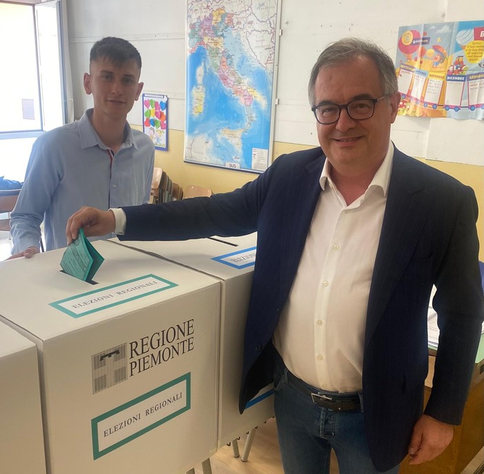 Urne aperte nel Cuneese: tra i primi a votare Marco Gallo