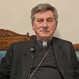 Gli auguri del vescovo di Cuneo – Fossano monsignor Delbosco: “Che sia un Natale di speranza, non spegniamola” [VIDEO]