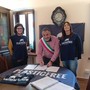 Il sindaco Stefano Isaia firma il Protocollo d'intesa