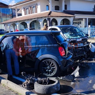 Manta, frontale tra due auto in strada Laghi di Avigliana [VIDEO]