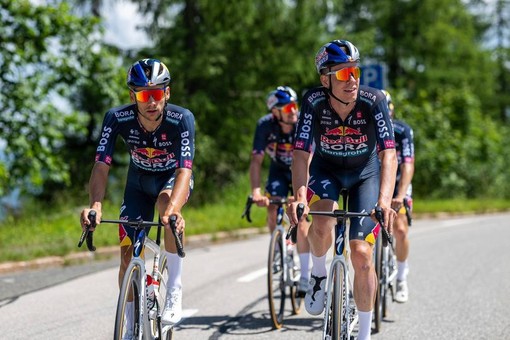 FARINÉL / Il Tour de France in Langhe e Roero, la giornata perfetta del nostro Matteo Sobrero