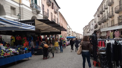A Cuneo tre giorni di aromi e sapori: in piazza Galimberti torna il &quot;Mercato Europeo&quot;
