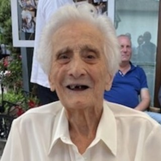 A Roccabruna i funerali della centenaria &quot;nonna Nina&quot;