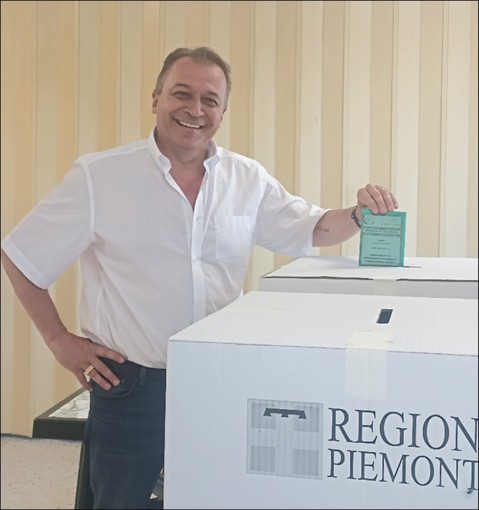 Paolo Bongioanni (Fratelli d'Italia) al seggio a Villanova Mondovi