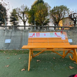 A Piozzo un allestimento tematico alla Big Bench contro la violenza sulle donne