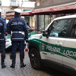 Indagini in corso da parte della Polizia Locale per identificare un investitore datosi alla fuga dopo l'incidente verificatosi in via Marconi