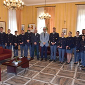 Il gruppo insieme al questore Carmine Rocco Grassi