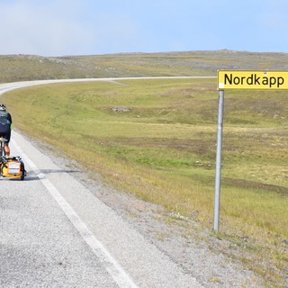Prosegue il viaggio di Giovanni Panzera nel nord Europa: raggiunto Capo Nord, la meta ora è Tromso [FOTO]