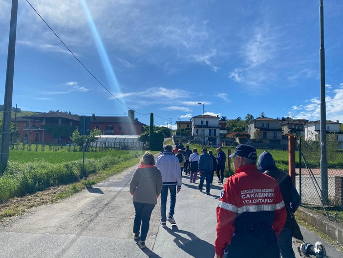 La partenza della camminata è in piazza Garibaldi a Neive