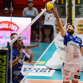 Passerà anche per le mani di Matteo Pedron la voglia di riscatto di Cuneo contro Brescia (Foto Atlantide Pallavolo)