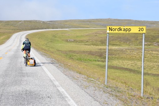 Prosegue il viaggio di Giovanni Panzera nel nord Europa: raggiunto Capo Nord, la meta ora è Tromso [FOTO]