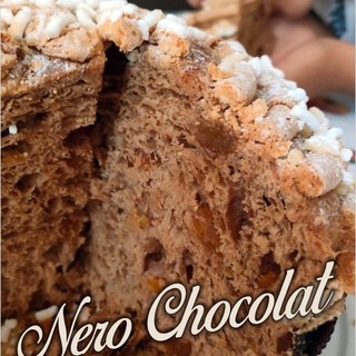 Nero Chocolat, il panettone di Ferragosto