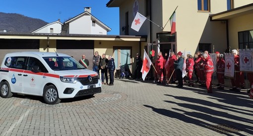 Fonti Alta Valle Po regala un nuovo mezzo alla Croce Rossa di Paesana