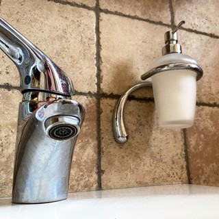 Maltempo, acqua torbida a Bernezzo: vietato l’utilizzo per scopi potabili