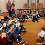 Piccoli lettori in azione alla biblioteca civica di Revello