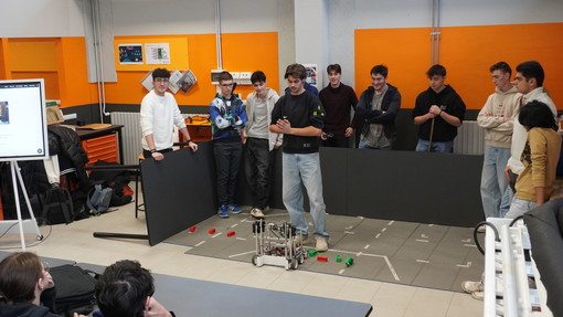 Pronti alla sfida nazionale di robotica della First Tech Challenge!