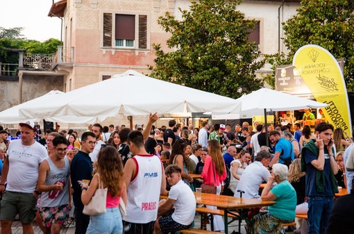 A Cuneo tornano gli Street Chef del Rolling Truck Street Food Festival: nel weekend buon cibo e musica live in Piazza Vincenzo Virginio