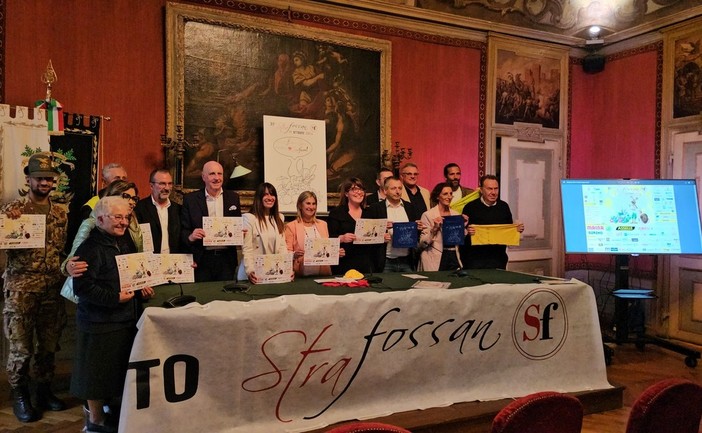 La presentazione della 39edizione della Strafossan nella sala rossa del Comune