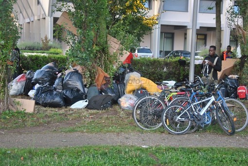 Allarme stagionali nel Saluzzese, il sindaco Demaria: &quot;Non ci sono i soldi per l'accoglienza diffusa. I lavoratori saranno per strada e nei parchi&quot;