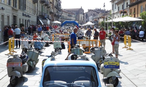 Il raduno vespistico del 2019 a Saluzzo