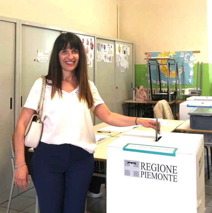Simona Giaccardi ha votato al seggio di Fossano